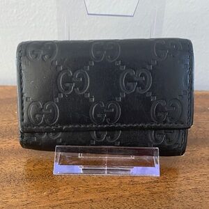 Gucci Guccissima Black Leather 6 Key Holder